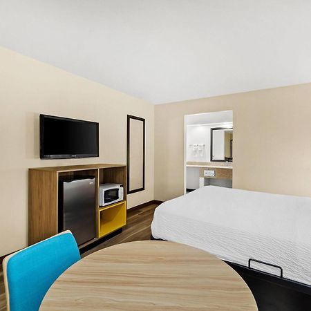 Days Inn By Wyndham Tucson Airport Bagian luar foto