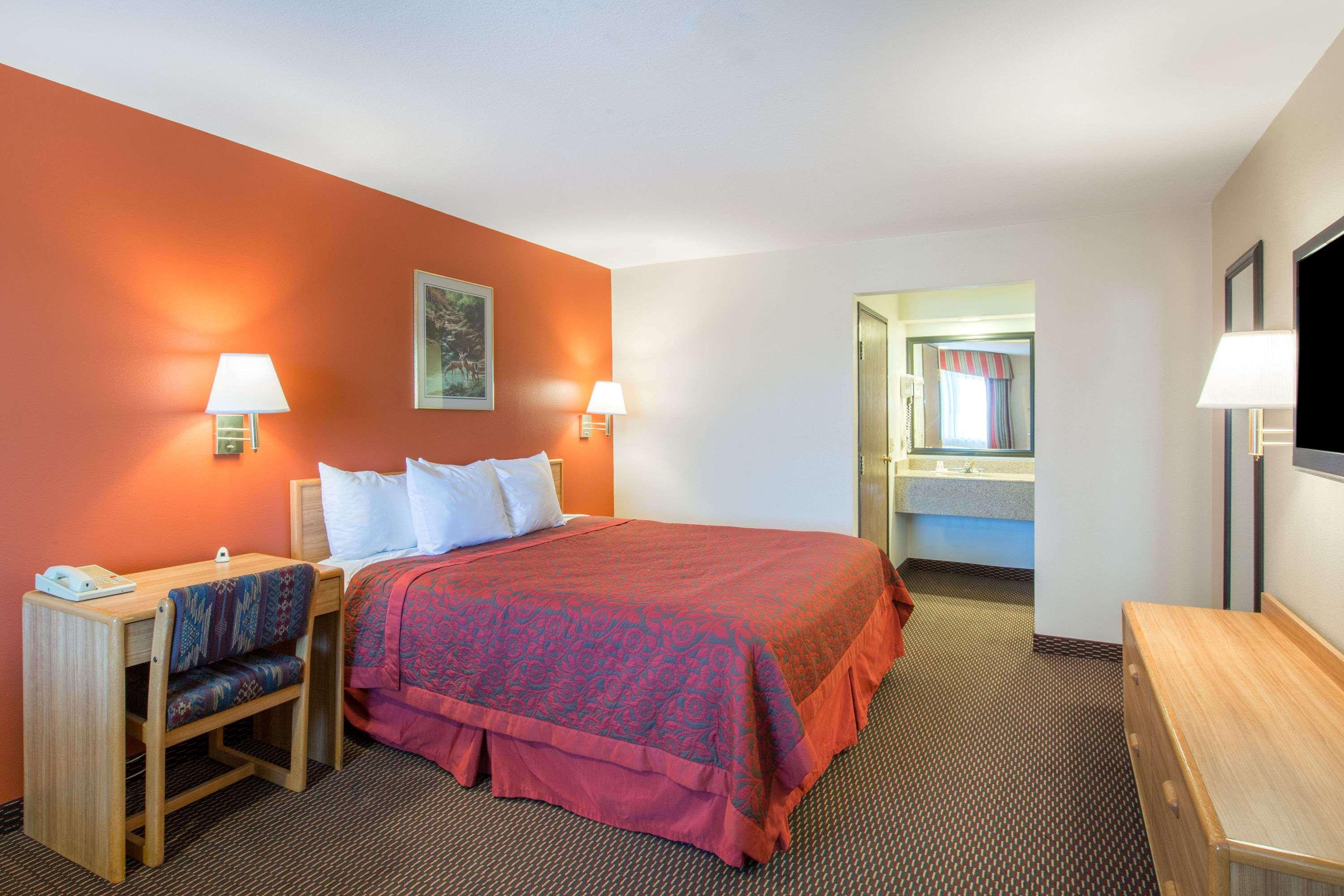 Days Inn By Wyndham Tucson Airport Bagian luar foto