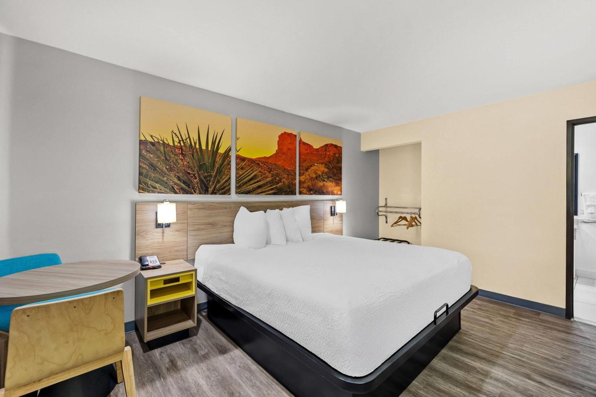 Days Inn By Wyndham Tucson Airport Bagian luar foto