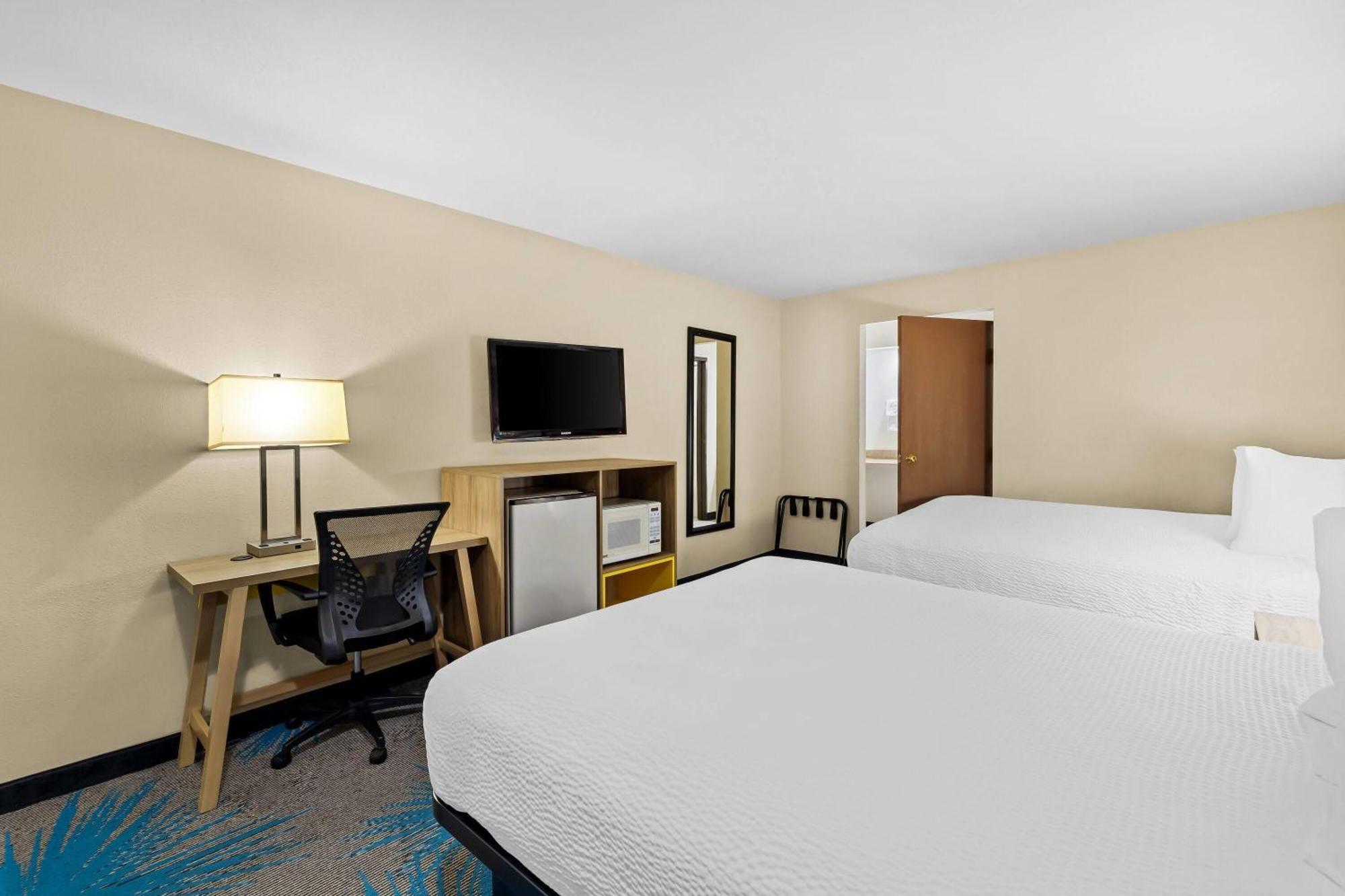 Days Inn By Wyndham Tucson Airport Bagian luar foto